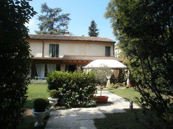 Albergo Dimora Storica Antica Hostelleria Crema Exterior photo